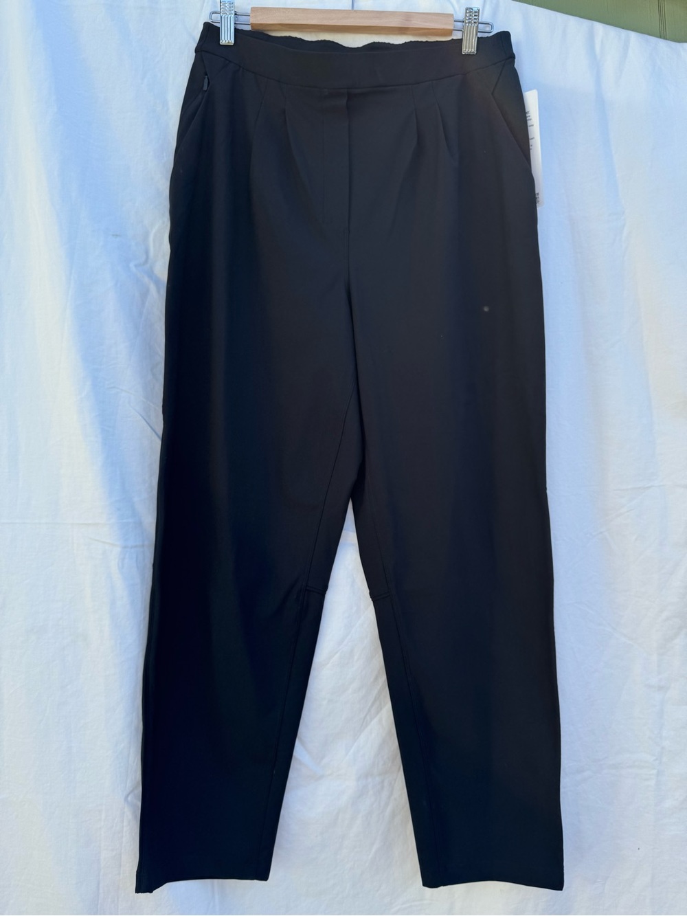 Lululemon Essential High-Rise Trouser - Black - 10 - Picture 4 of 9